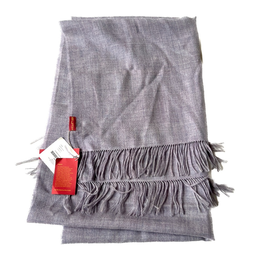 NWOT KUNA 100% baby Alpaca SCARF pale lavender purple w. fringe made in Peru
